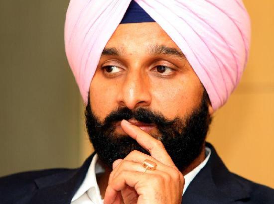 bikram-majithia-2-july-sad-mood