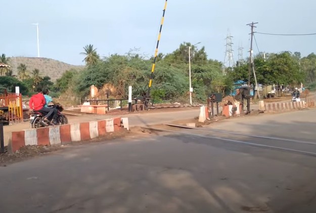 railway fatak