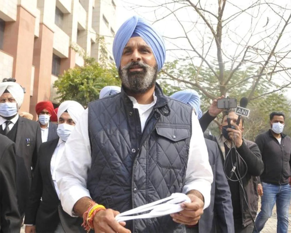 sc-rejects-punjab-s-appeal--sad-leader-majithia-to-remain-on-bail-in-drugs-case-2025-04-25