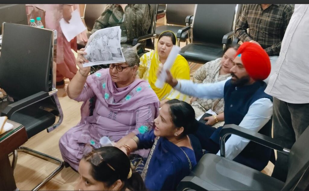 Screenshot 2025-11-17 184116