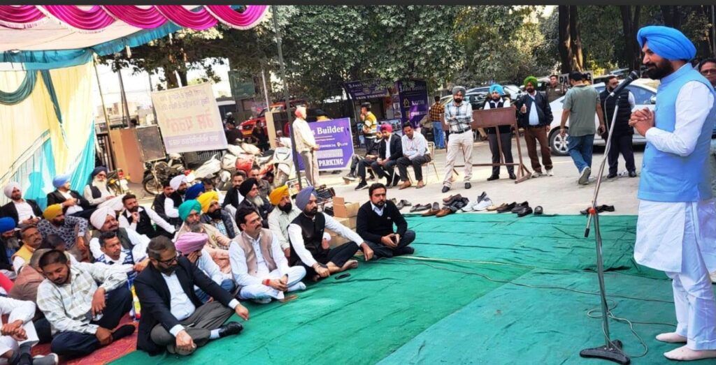 Screenshot 2025-11-24 182857