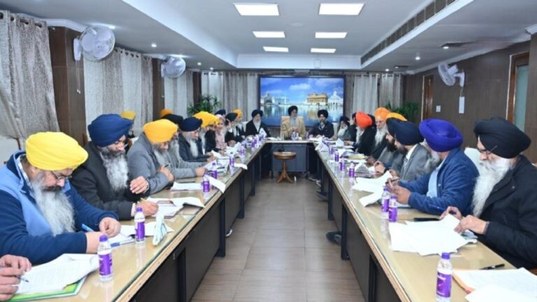 AAP ਆਗੂ ਆਤਿਸ਼ੀ ਮਾਰਲੇਨਾ ਦੀ ਗੁਰੂ ਸਾਹਿਬ ਬਾਰੇ ਟਿੱਪਣੀ ਵਿਰੁਧ ਨਿੰਦਾ ਮਤਾ ਪਾਸ