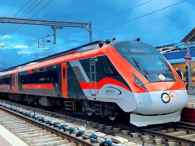 Vande-Bharat-Train-2026-01-0533fb486a966bddf11076f2586cd8ff