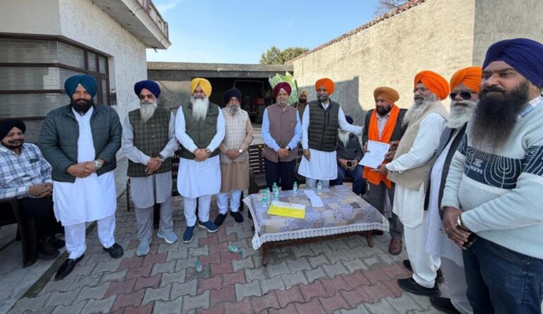 ਦਲਬਾਰਾ ਸਿੰਘ ਵਿਰਕ ਆਪਣੇ ਸਾਥੀਆਂ ਸਮੇਤ ਅਕਾਲੀ ਦਲ ਪੁਨਰ ਸੁਰਜੀਤ ਸਿੰਘ ਹੋਏ ਸ਼ਾਮਿਲ