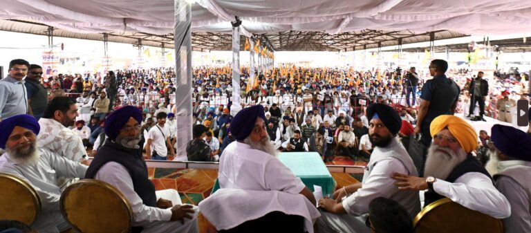 ਰਾਜਸਥਾਨ ਤੋਂ ਮੁੱਖ ਮੰਤਰੀ ਵੱਲੋਂ ਰਾਇਲਟੀ ਮੰਗਣਾ ਅਕਾਲੀ ਦਲ ਦੇ ਐਲਾਨ ਦਾ ਹੀ ਨਤੀਜਾ : ਸੁਖਬੀਰ ਸਿੰਘ ਬਾਦਲ