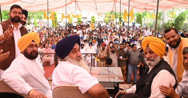 ਸਿਰਫ ਇਕ ਖੇਤਰੀ ਪਾਰਟੀ ਹੀ ਪੰਜਾਬ ਨੂੰ ਮੌਜੂਦਾ ਮਾੜੇ ਹਾਲਾਤਾਂ ‘ਚੋਂ ਕੱਢ ਸਕਦੀ ਹੈ : ਬਾਦਲ