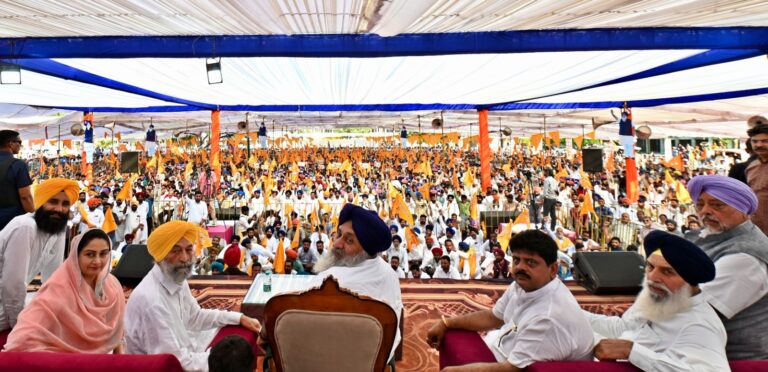 ਕਿਸਾਨਾਂ ਨੂੰ ਔਖੇ ਵੇਲੇ ਖੁਦਕੁਸ਼ੀਆਂ ਲਈ ਮਜਬੂਰ ਕਰ ਰਹੀ ਮਾਨ ਸਰਕਾਰ : ਸੁਖਬੀਰ ਬਾਦਲ