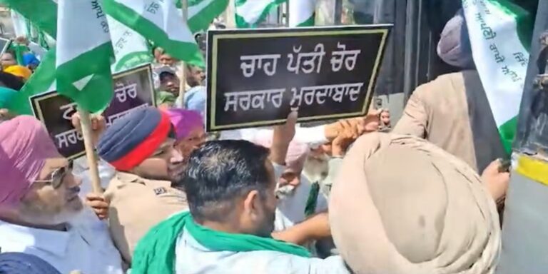 ਫਰੀਦਕੋਟ ਤੇ ਮੋਗਾ ‘ਚ ਮੁੱਖ ਮੰਤਰੀ ਦਾ ਕਿਸਾਨਾਂ ਵੱਲੋਂ ਤਿੱਖਾ ਵਿਰੋਧ